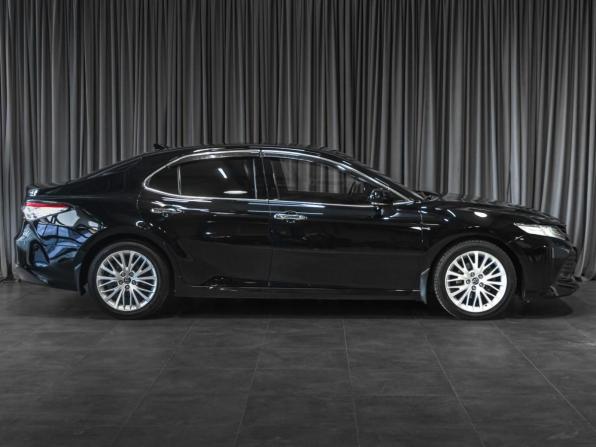 Toyota Camry VIII (XV70) с пробегом 2018 года, цена 2 679 000 рублей, 180920 км, седан, Автокод Объявления