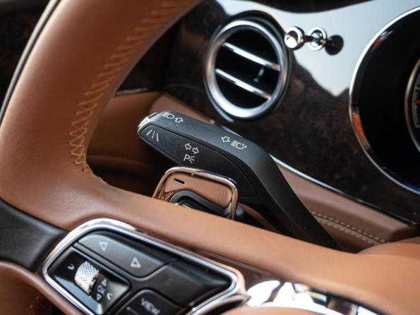 Bentley Bentayga I с пробегом 2019 года, цена 16 640 000 рублей, 21470 км, внедорожник, Автокод Объявления