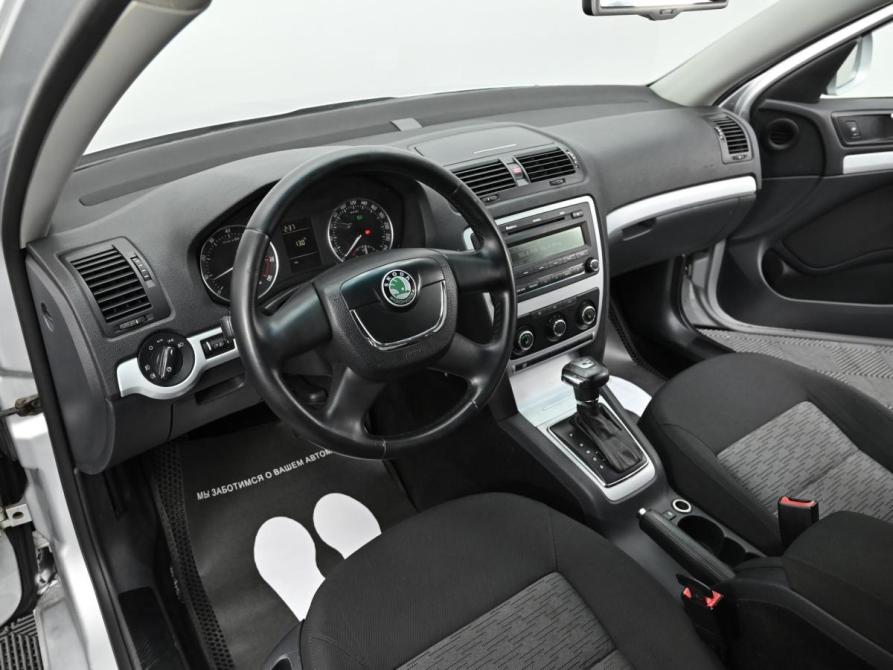 Skoda Octavia II (A5) Рестайлинг Москва  - изображение 6