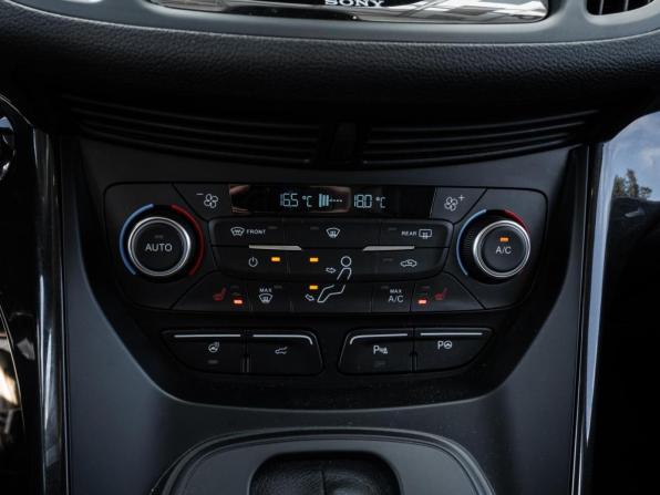Ford Kuga II Рестайлинг с пробегом 2019 года, цена 2 040 000 рублей, 89791 км, внедорожник, Автокод Объявления