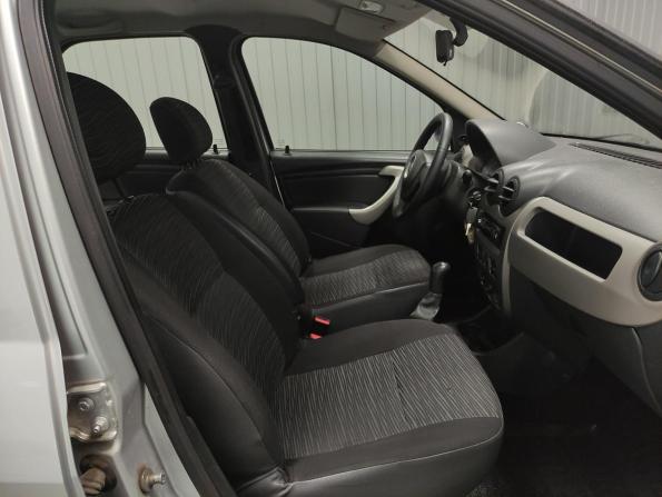 Renault Logan I Рестайлинг с пробегом 2012 года, цена 415 000 рублей, 143405 км, седан, Автокод Объявления