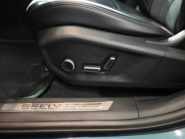 Geely Monjaro I с пробегом 2023 года, цена 3 100 000 рублей, 78999 км, внедорожник, Автокод Объявления