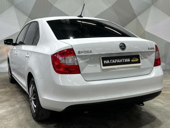 Skoda Rapid I с пробегом 2017 года, цена 999 000 рублей, 171890 км, лифтбек, Автокод Объявления