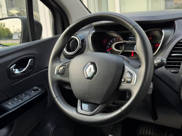 Renault Kaptur I с пробегом 2017 года, цена 1 655 000 рублей, 92542 км, внедорожник, Автокод Объявления