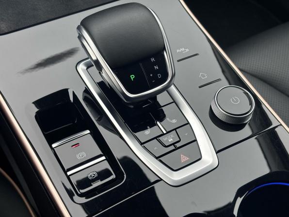 Omoda C5 I с пробегом 2023 года, цена 1 829 000 рублей, 30509 км, внедорожник, Автокод Объявления