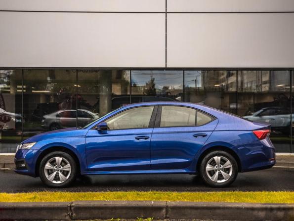 Skoda Octavia IV (A8) с пробегом 2021 года, цена 2 050 000 рублей, 79773 км, лифтбек, Автокод Объявления