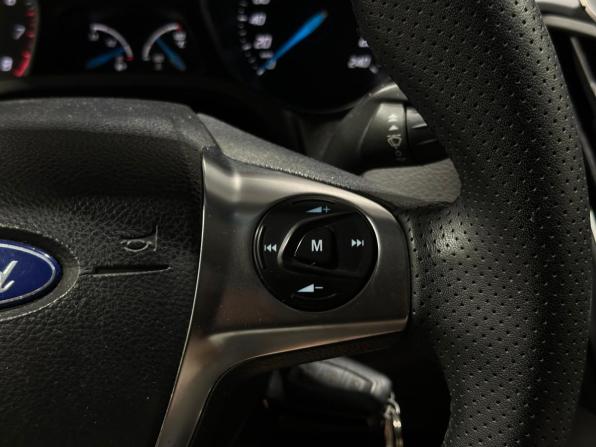 Ford Focus III с пробегом 2012 года, цена 790 000 рублей, 191152 км, седан, Автокод Объявления