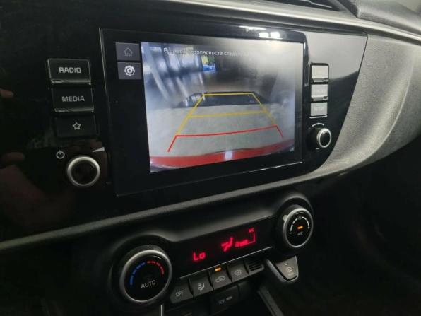 Kia Rio IV Рестайлинг с пробегом 2021 года, цена 1 792 000 рублей, 60210 км, хэтчбек, Автокод Объявления