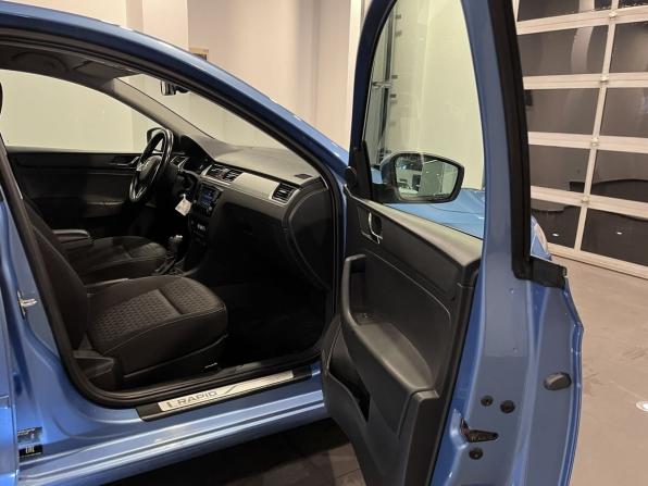 Skoda Rapid I с пробегом 2016 года, цена 1 240 000 рублей, 178671 км, лифтбек, Автокод Объявления