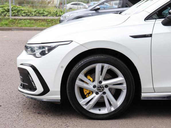 Volkswagen Golf VIII с пробегом 2021 года, цена 2 657 000 рублей, 61359 км, хэтчбек, Автокод Объявления