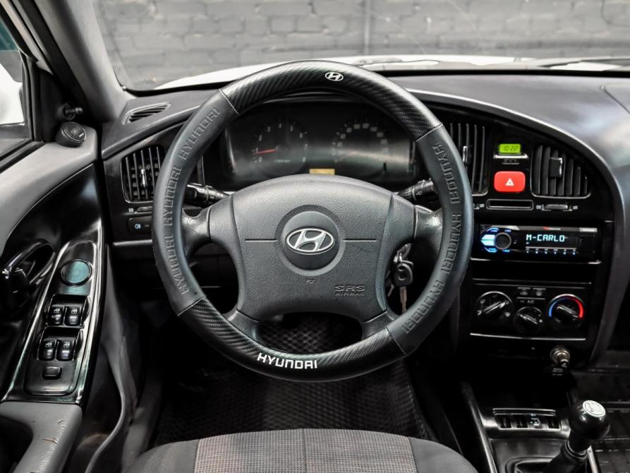 Hyundai Elantra III (XD2) Рестайлинг Екатеринбург  - изображение 11