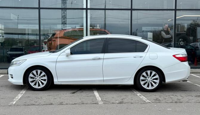 Honda Accord IX с пробегом 2013 года, цена 1 455 000 рублей, 175002 км, седан, Автокод Объявления