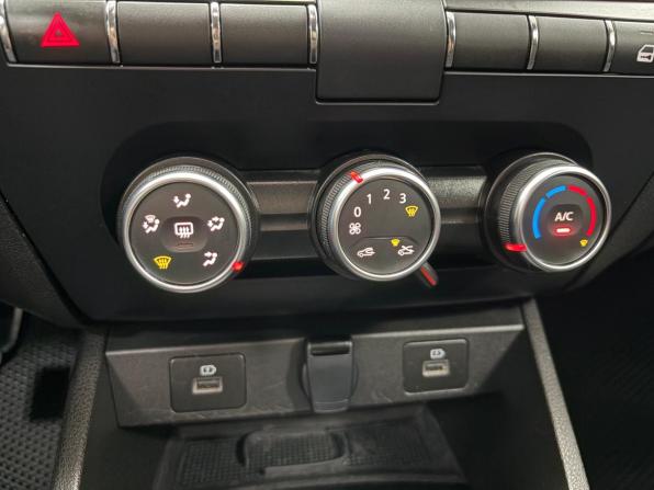 Lada (ВАЗ) Vesta I Рестайлинг (NG) с пробегом 2023 года, цена 1 174 000 рублей, 38647 км, седан, Автокод Объявления