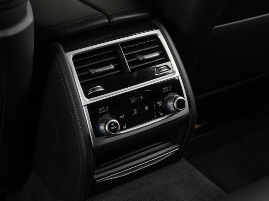 BMW 7 серии VI (G11/G12) Рестайлинг Тюмень  - изображение 22
