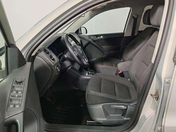Volkswagen Tiguan I Рестайлинг с пробегом 2012 года, цена 1 055 000 рублей, 174763 км, внедорожник, Автокод Объявления