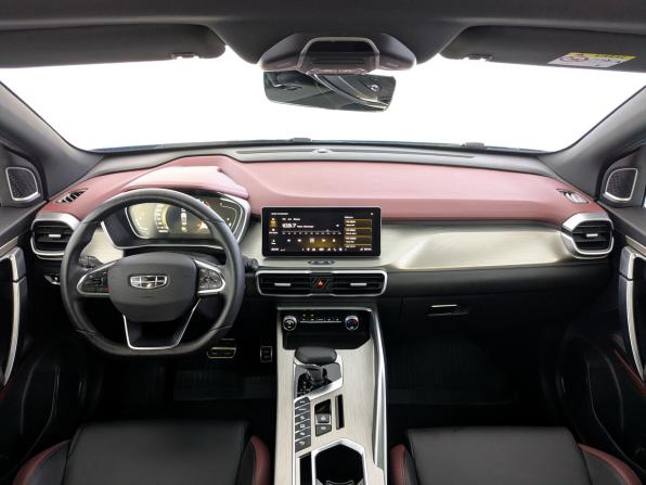Geely Coolray I с пробегом 2023 года, цена 1 890 000 рублей, 40335 км, внедорожник, Автокод Объявления