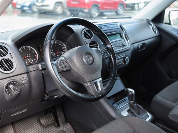 Volkswagen Tiguan I Рестайлинг с пробегом 2013 года, цена 1 059 000 рублей, 242019 км, внедорожник, Автокод Объявления