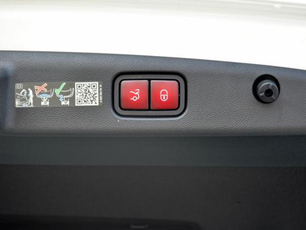 Mercedes-Benz E-Класс VI (W214 S214) с пробегом 2024 года, цена 7 990 000 рублей, 101 км, седан, Автокод Объявления