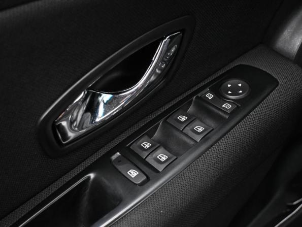 Renault Fluence I Рестайлинг с пробегом 2013 года, цена 859 000 рублей, 78680 км, седан, Автокод Объявления