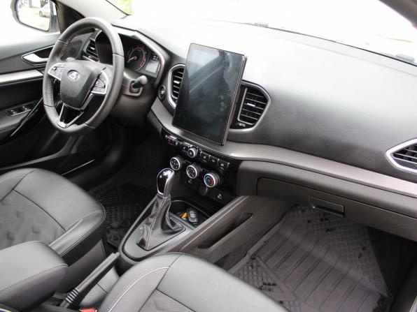 Lada (ВАЗ) Vesta I Рестайлинг (NG) с пробегом 2024 года, цена 1 599 000 рублей, 10150 км, универсал, Автокод Объявления