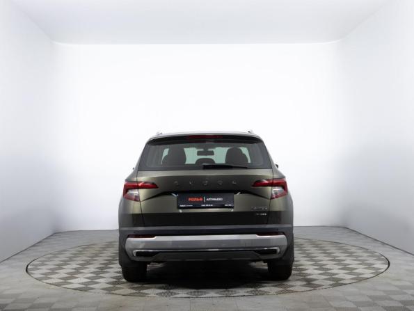 Skoda Karoq I с пробегом 2019 года, цена 1 864 000 рублей, 99800 км, внедорожник, Автокод Объявления