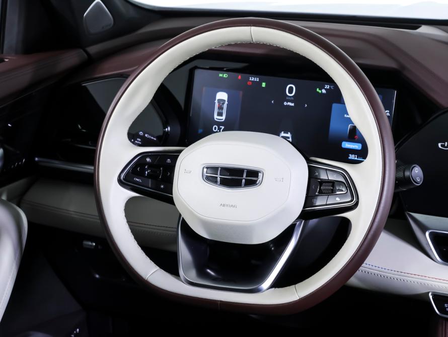 Geely Monjaro I Москва  - изображение 14