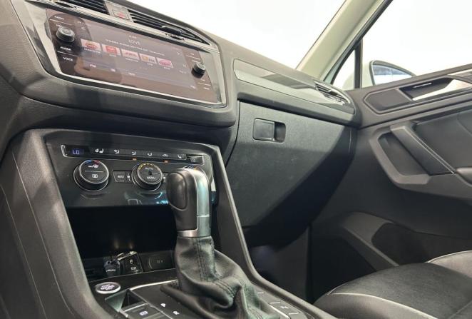 Volkswagen Tiguan II с пробегом 2018 года, цена 2 870 000 рублей, 158402 км, внедорожник, Автокод Объявления