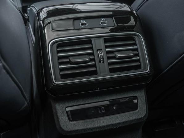Audi Q5 III с пробегом 2025 года, цена 6 383 800 рублей, 87 км, внедорожник, Автокод Объявления