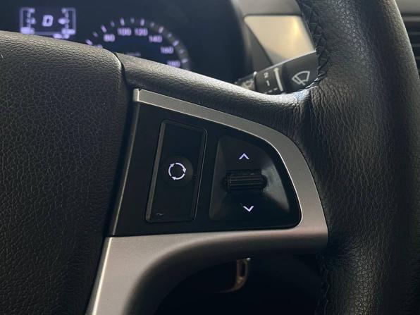 Hyundai Solaris I Рестайлинг с пробегом 2015 года, цена 837 000 рублей, 264738 км, седан, Автокод Объявления