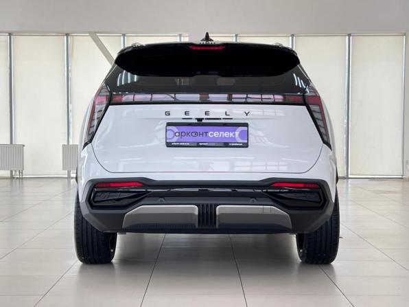 Geely Atlas II с пробегом 2024 года, цена 3 040 000 рублей, 30174 км, внедорожник, Автокод Объявления