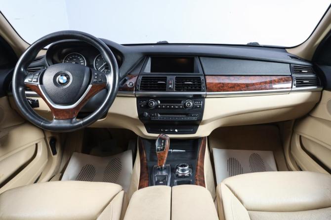 BMW X5 II (E70) Рестайлинг с пробегом 2011 года, цена 2 299 000 рублей, 204000 км, внедорожник, Автокод Объявления