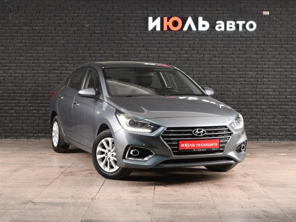 Hyundai Solaris II с пробегом 2017 года, цена 1 400 000 рублей, 58882 км, седан, Автокод Объявления