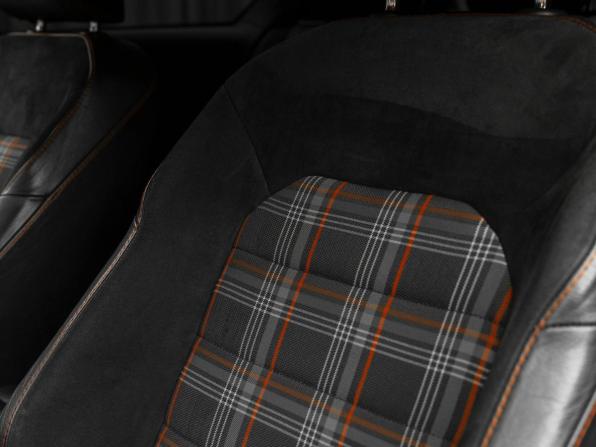 Volkswagen Golf GTI VII с пробегом 2014 года, цена 1 880 000 рублей, 172270 км, хэтчбек, Автокод Объявления