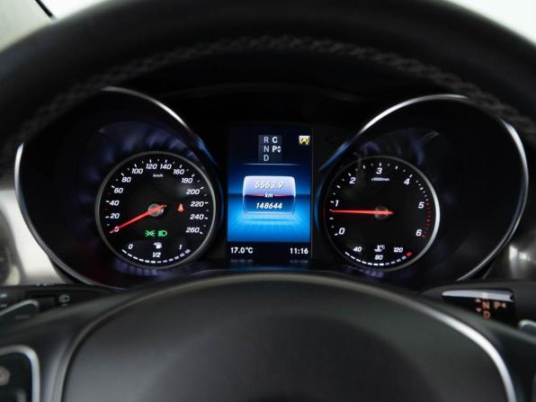 Mercedes-Benz V-Класс III (W447) Рестайлинг с пробегом 2021 года, цена 6 537 077 рублей, 148644 км, минивэн, Автокод Объявления