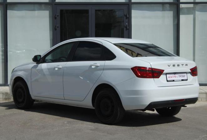 Lada (ВАЗ) Vesta I с пробегом 2019 года, цена 993 600 рублей, 108978 км, седан, Автокод Объявления