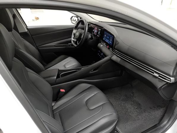 Hyundai Elantra VII (CN7) с пробегом 2021 года, цена 1 990 000 рублей, 53001 км, седан, Автокод Объявления