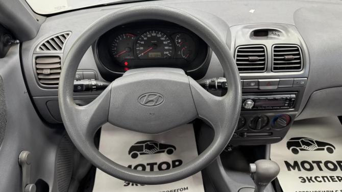 Hyundai Accent II Рестайлинг с пробегом 2005 года, цена 299 000 рублей, 157394 км, седан, Автокод Объявления