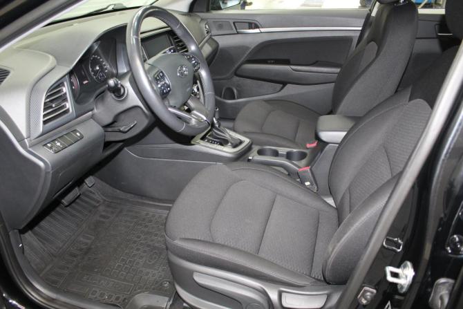 Hyundai Elantra VI (AD) Рестайлинг с пробегом 2019 года, цена 1 699 000 рублей, 60676 км, седан, Автокод Объявления