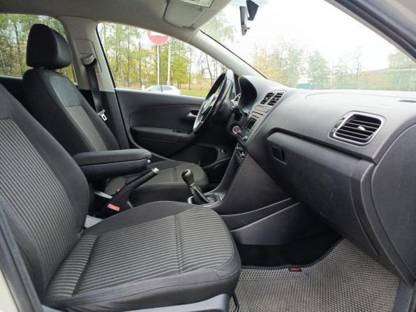Volkswagen Polo V с пробегом 2013 года, цена 522 000 рублей, 252727 км, седан, Автокод Объявления