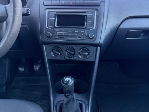 Volkswagen Polo V с пробегом 2013 года, цена 800 000 рублей, 145052 км, седан, Автокод Объявления