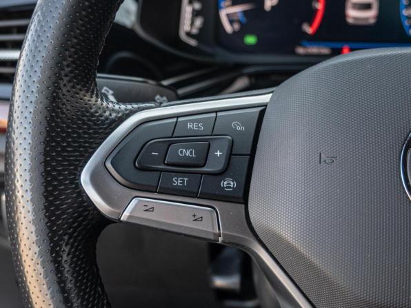 Volkswagen Polo VI с пробегом 2021 года, цена 1 770 000 рублей, 110792 км, лифтбек, Автокод Объявления