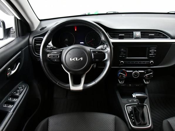 Kia Rio IV Рестайлинг с пробегом 2021 года, цена 1 727 000 рублей, 84865 км, хэтчбек, Автокод Объявления