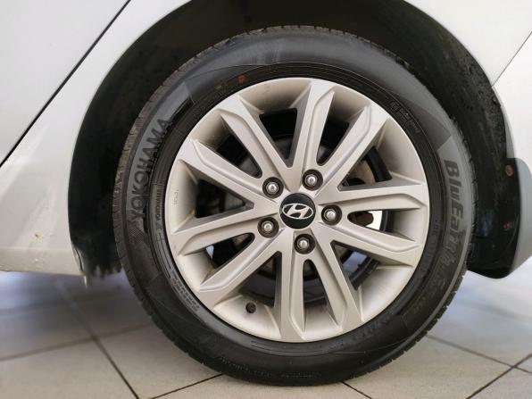 Hyundai Elantra V (MD) Рестайлинг с пробегом 2014 года, цена 1 039 000 рублей, 132733 км, седан, Автокод Объявления