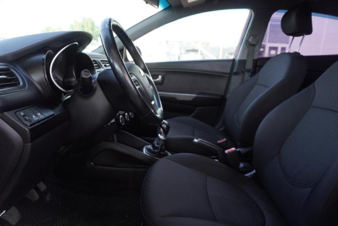 Kia Rio III Рестайлинг с пробегом 2016 года, цена 899 000 рублей, 160775 км, седан, Автокод Объявления