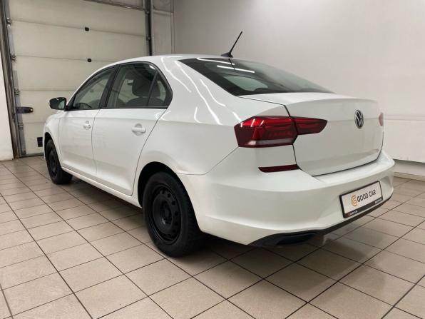 Volkswagen Polo VI с пробегом 2021 года, цена 960 000 рублей, 245678 км, лифтбек, Автокод Объявления