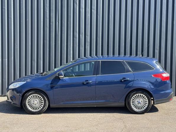 Ford Focus III с пробегом 2013 года, цена 730 000 рублей, 257000 км, универсал, Автокод Объявления