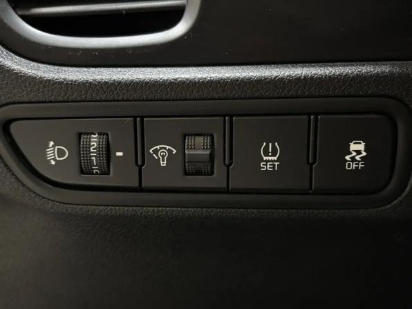 Kia Rio IV с пробегом 2019 года, цена 1 039 000 рублей, 182746 км, седан, Автокод Объявления
