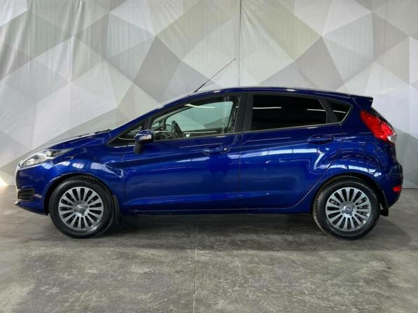 Ford Fiesta Mk6 Рестайлинг с пробегом 2016 года, цена 820 000 рублей, 130000 км, хэтчбек, Автокод Объявления