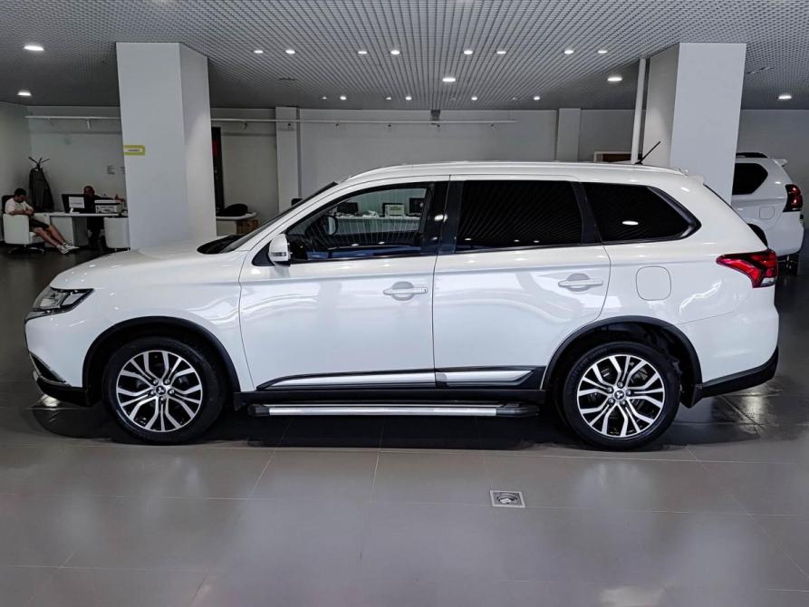 Mitsubishi Outlander III Рестайлинг 2 Казань  - изображение 10