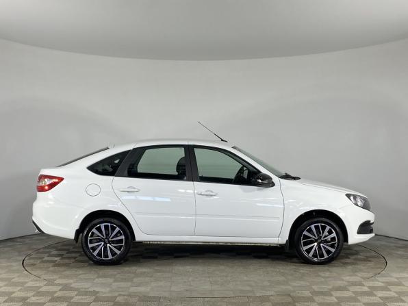 Lada (ВАЗ) Granta I Рестайлинг с пробегом 2024 года, цена 999 000 рублей, 9712 км, лифтбек, Автокод Объявления